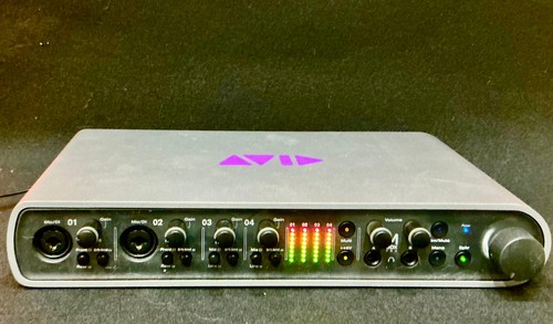 Avid mbox pro - 3, 8x8